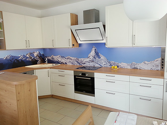 Matterhorn und Zermatter 4000er als Küchenrückwand