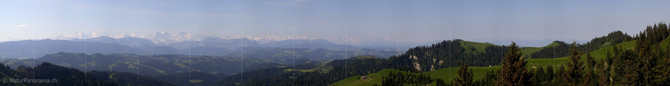 P000083: Panorama Emmentaler Hügellandschaft mit Berner Alpen vom Farnliesel