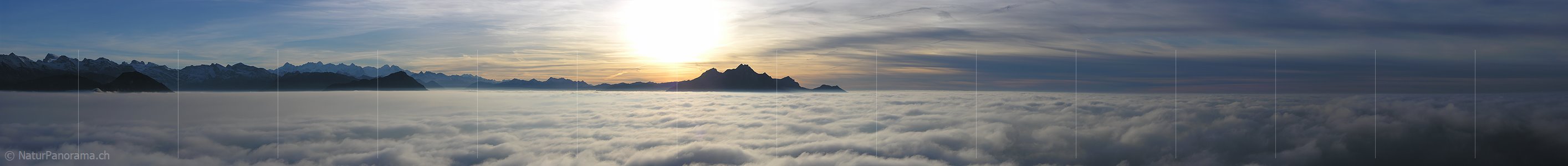 P001564a: Panoramabild Abendstimmung mit Pilatus und Nebelmeer über der Zentralschweiz.
