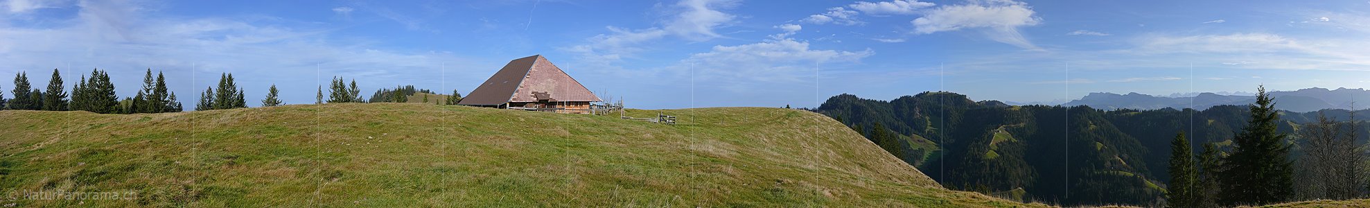 P001636: Panorama Alphütte im Emmental