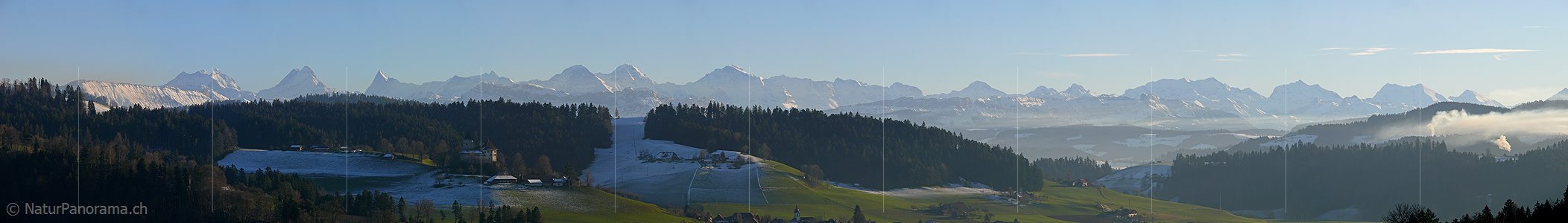P001654: Panorama Emmental: Schloss Trachselwald und Berner Alpen