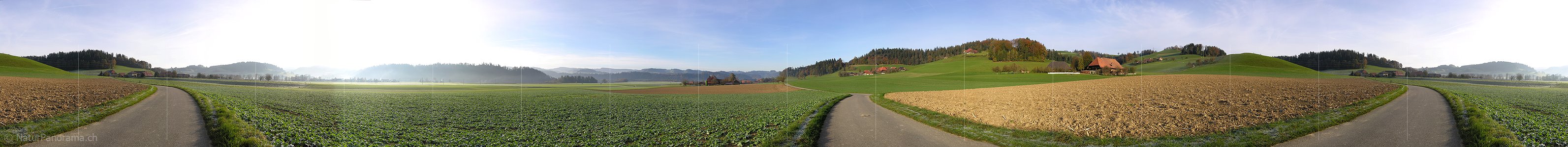 P001703: Panoramabild Herbstmorgen mit Bodenfrost im Emmental