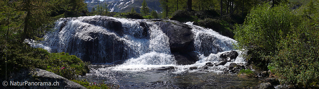 P002282: Panoramabild Wasserfall