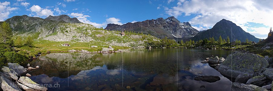 P002376: Panoramabild Urlandschaft mit Bergsee