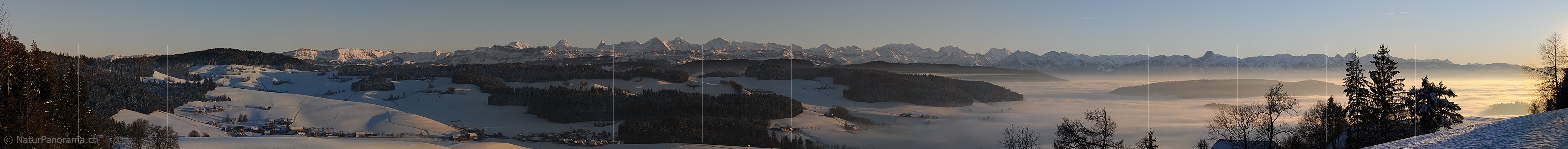 P002966: Panoramabild Wintertag im Emmental