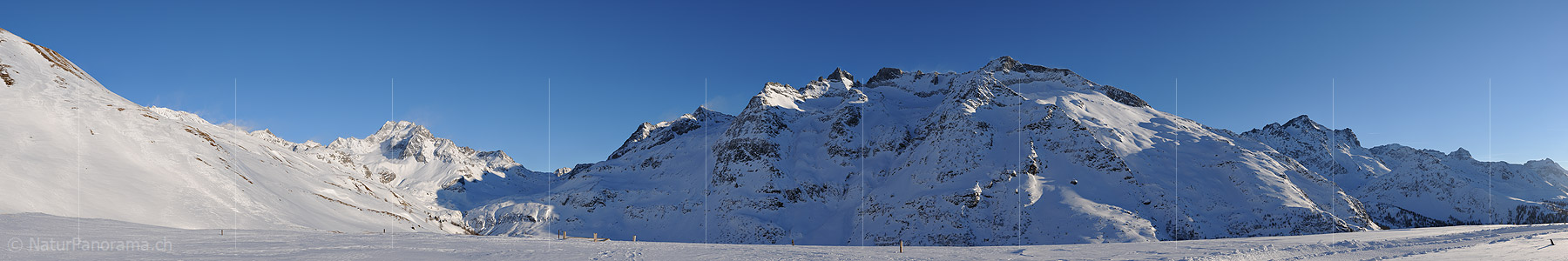 P003164a: Panorama photo Wintery mountain scenery in the Binntal