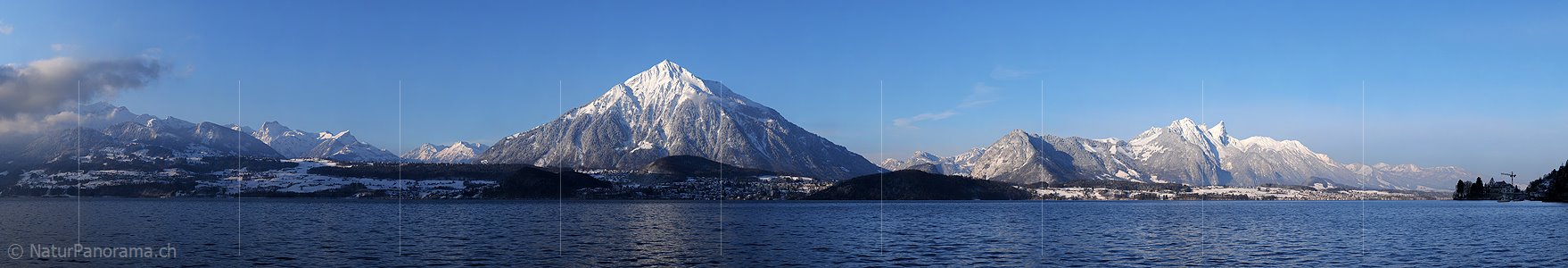 P003261: Hochauflösendes Panoramabild Niesen und Thunersee