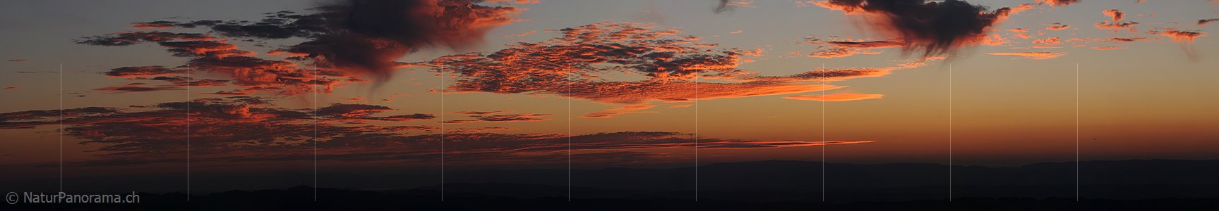 P004010: Panorama Glühende Wolken