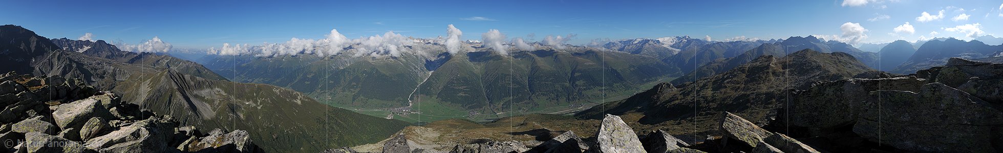 P004054: Gipfelpanorama Brudelhorn und Obergoms