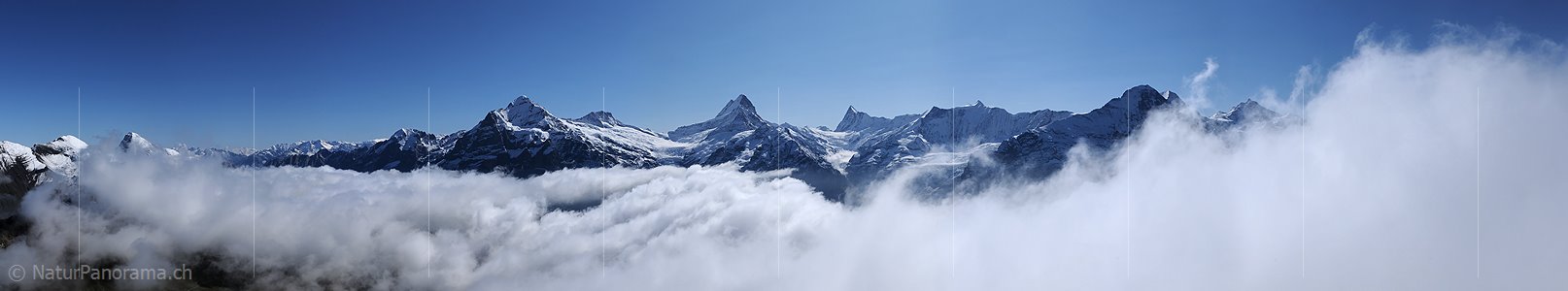 P004141: Panoramabild Wolkenstimmung vor den Berner Hochalpen