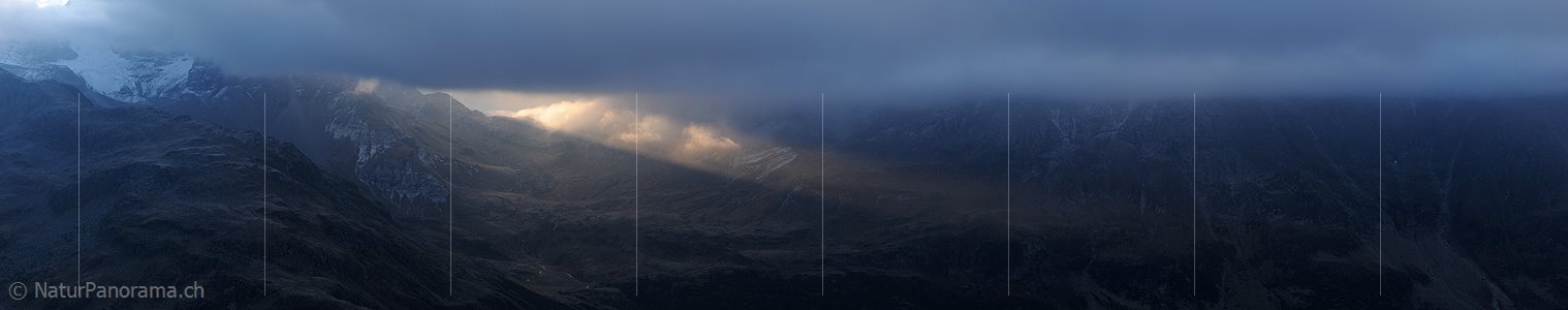P004190: Panoramabild Lichtspot und Lichtstrahlen