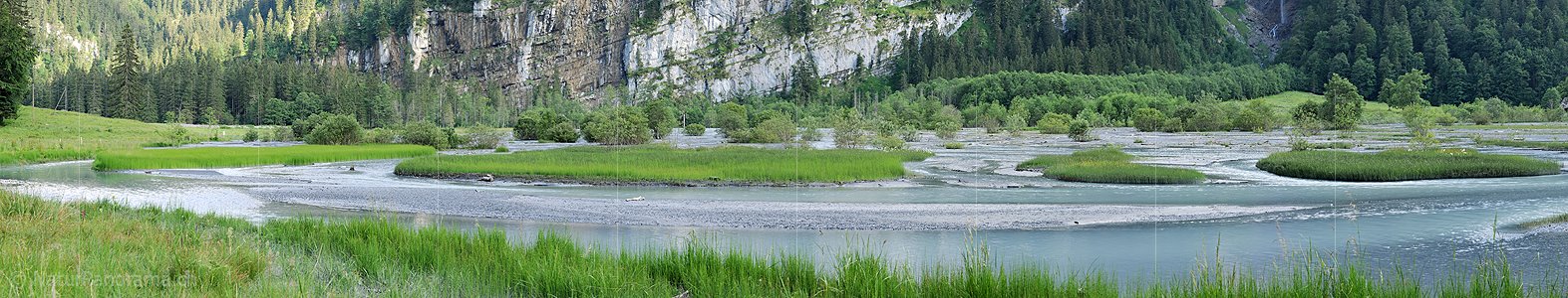 P005303a: Panorama Tschingelsee (Kiental)