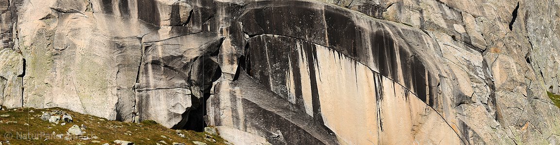 P005652: Panorama Feiner Riss in Felswand