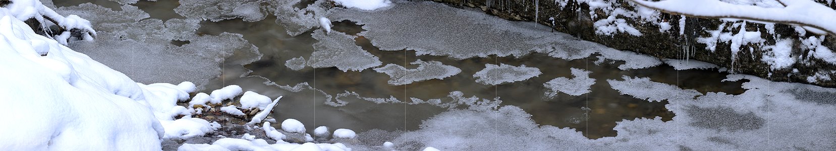 P005979: Panoramabild Eisgebilde auf Bach