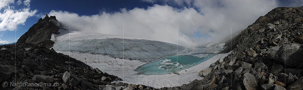 P006364: Panoramabild Wolkenstimmung am Gletschersee (Stand 7.2010)