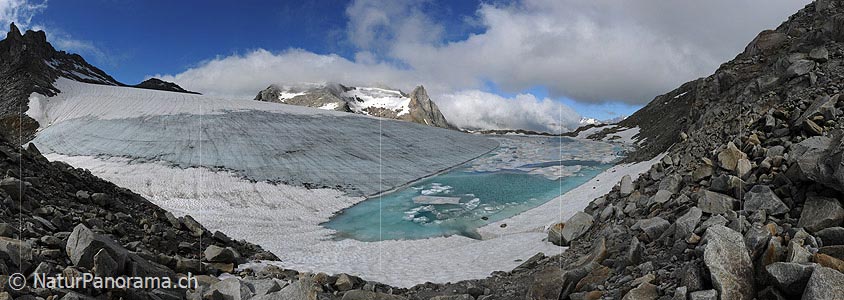 P006367: Large panorama of Chüeboden glacier and Geren Pass (Date: 7.2010)