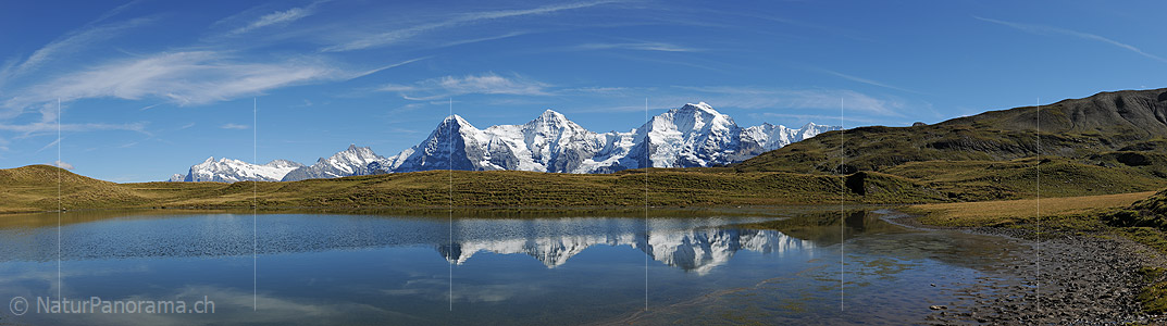 P006720: Panoramafoto Spiegelung mit Eiger, Mönch und Jungfrau