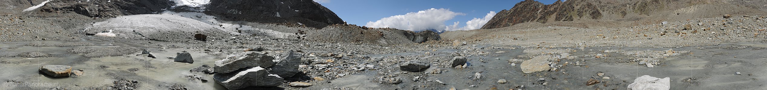 P008052: Panoramafoto Gletschervorfeld des Grüebugletschers (Stand 8.2011)