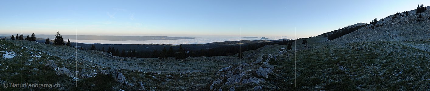 P008722: Panoramabild Morgenstimmung mit Nebelmeer über dem Vallée de Joux