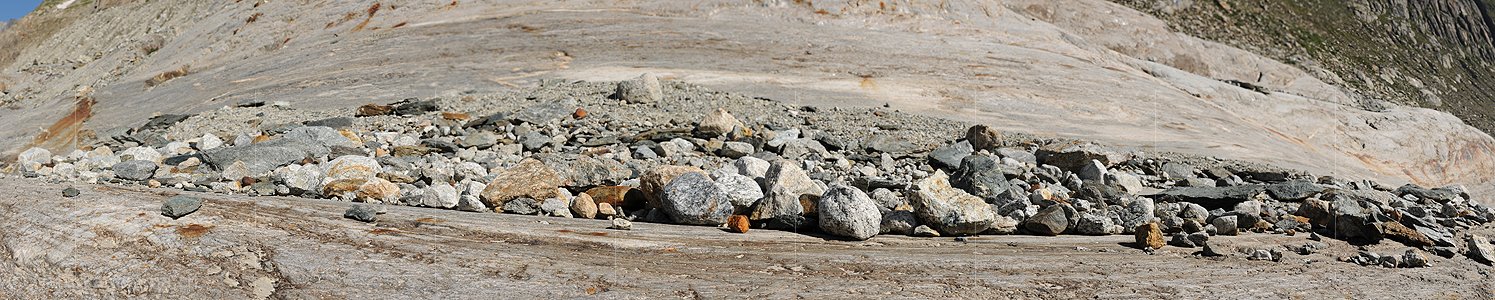 P010255: Panoramabild Geröll auf Gletscherschliff
