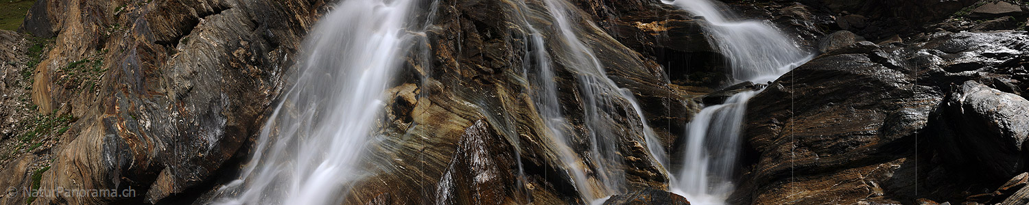 P010310: Panoramaic image Fine waterfalls on layered rock (Long exposure)