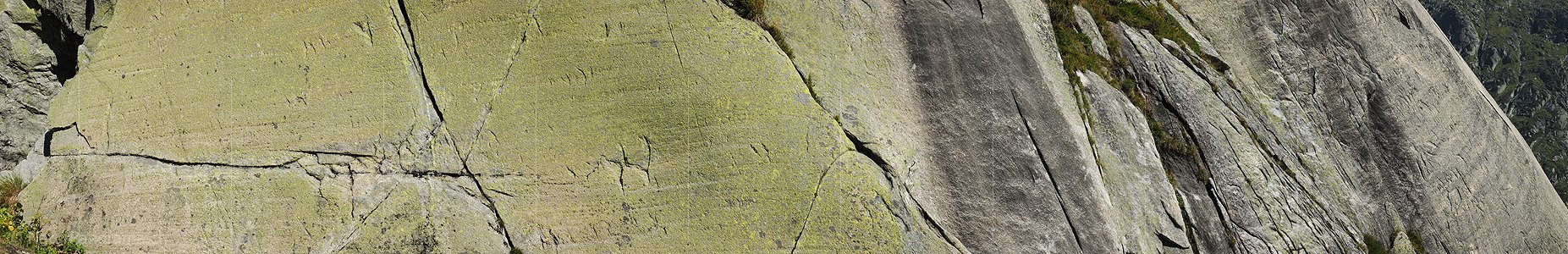 P010521: Panorama Risse in Felswand aus Aaregranit