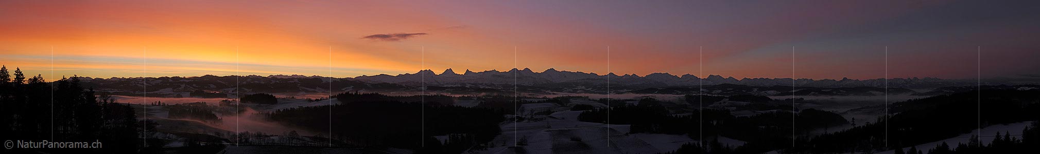 P011024: Panoramic photo Morning on the Emmental