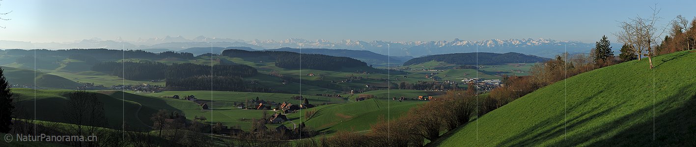 P012383: Panoramafoto Emmentaler Hügellandschaft