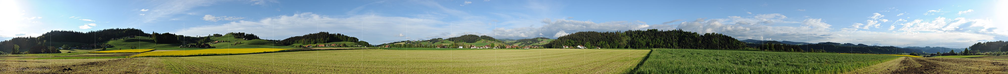 P012576: 360° Panoramafoto Ebene mit Kulturland umgeben von flachen Hügeln