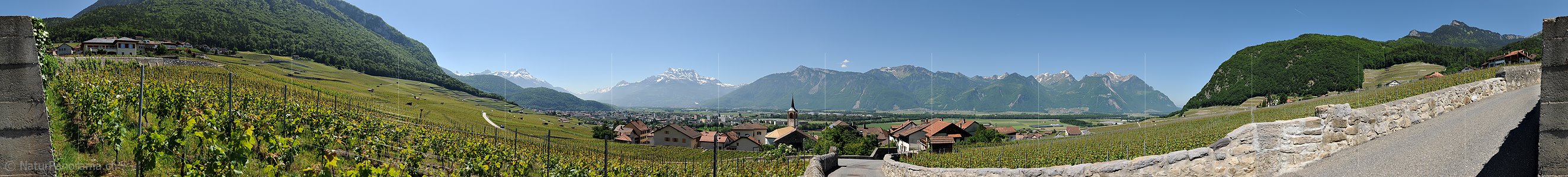 P012872: 360° Panoramafoto Weinbaugebiet Yvorne