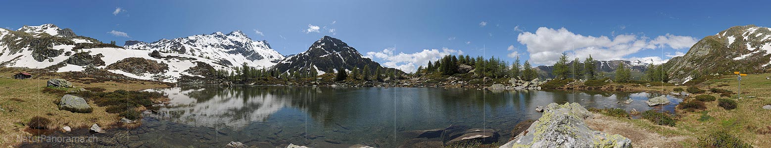 P013003: 360° panorama Mountain lake with reflection