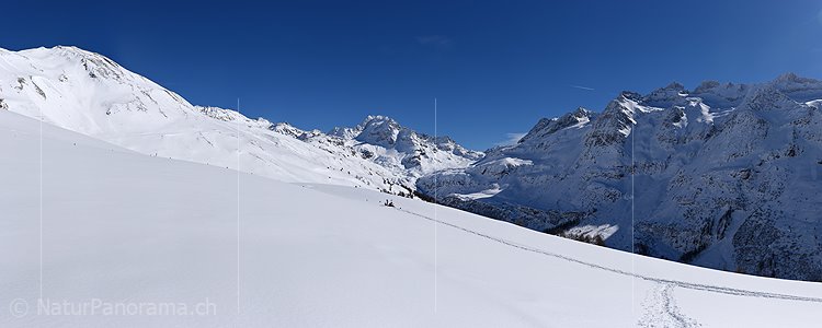P017496: Panoramafoto Binntal und Ofenhorn im Winter