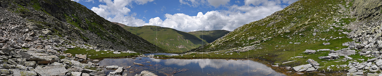 P018307a: Panoramic photo mountain lake in green mountain landscape (Saflischtal)