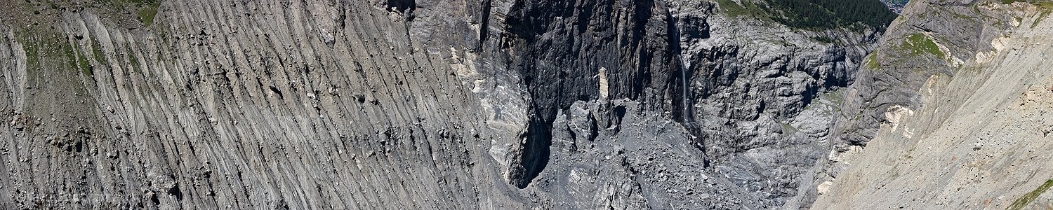 P020458: Panoramafoto Strukturen in Moräne und Bergsturz am Eiger