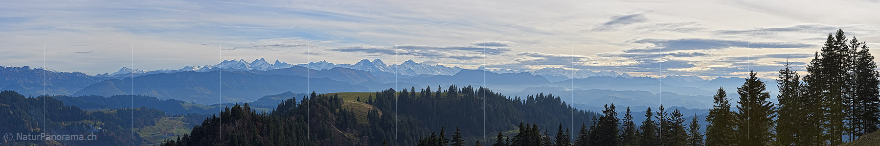 P018951a: Panoramafoto Emmentaler Hügel und Berner Alpen