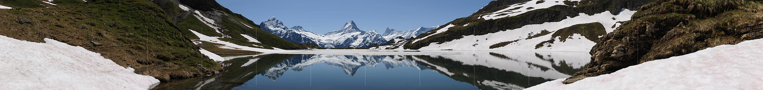 P013031b: Panoramic photo Mirroring of the Bernese Alps in Lake Bachalp (Grindelwald)