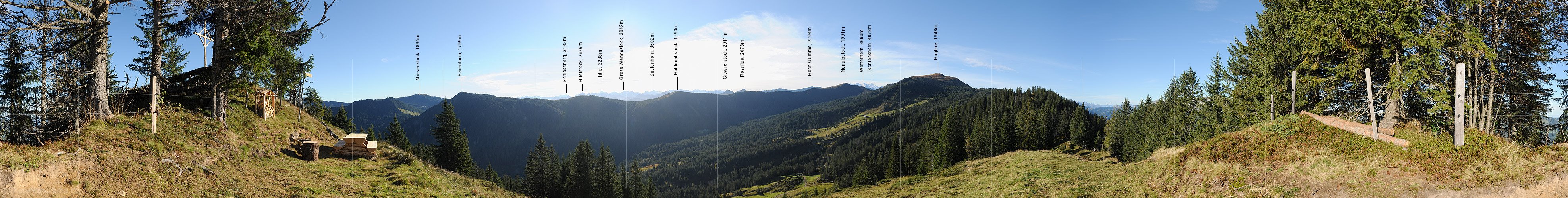 P010692: 360° Gipfelpanorama Bleikenchopf (Entlebuch)