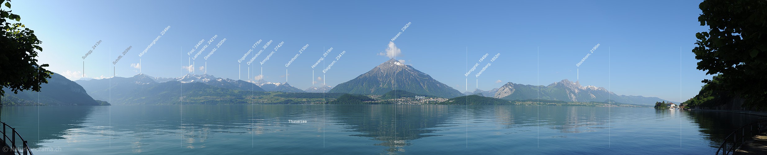 P012792: Panoramafoto Niesen und Thunersee