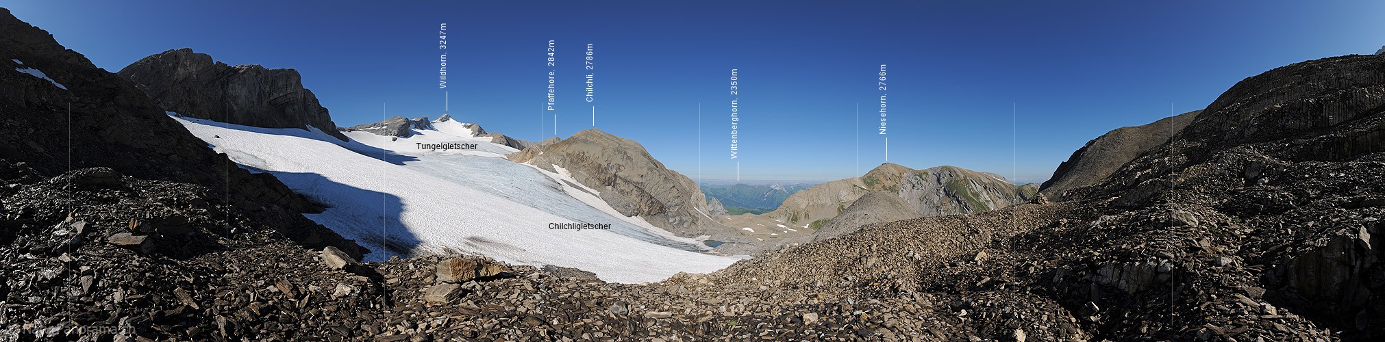 P013337: Panorama Wildhorn, Tungelgletscher und Chilchligletscher aus der Region Schinhorn