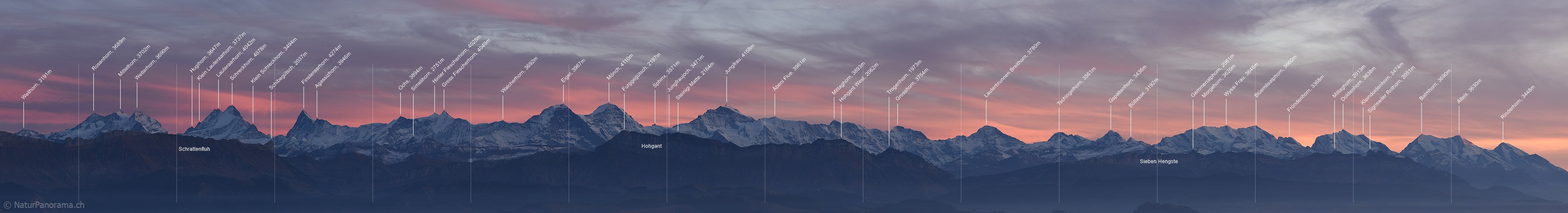 P016936a: Panoramafoto Berner Alpen vor glühenden Wolken