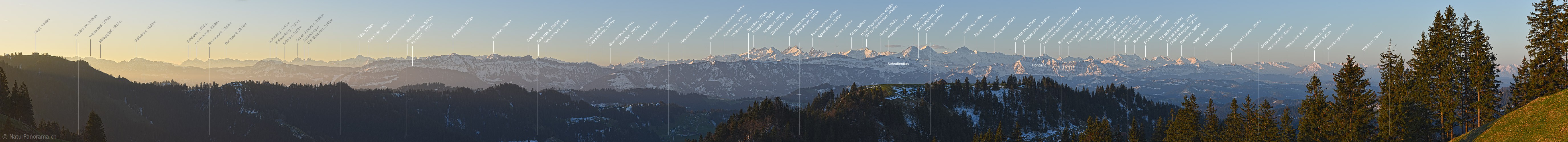 P019601a: Panoramafoto Morgenstimmung über dem Napfgebiet und den Berner Alpen