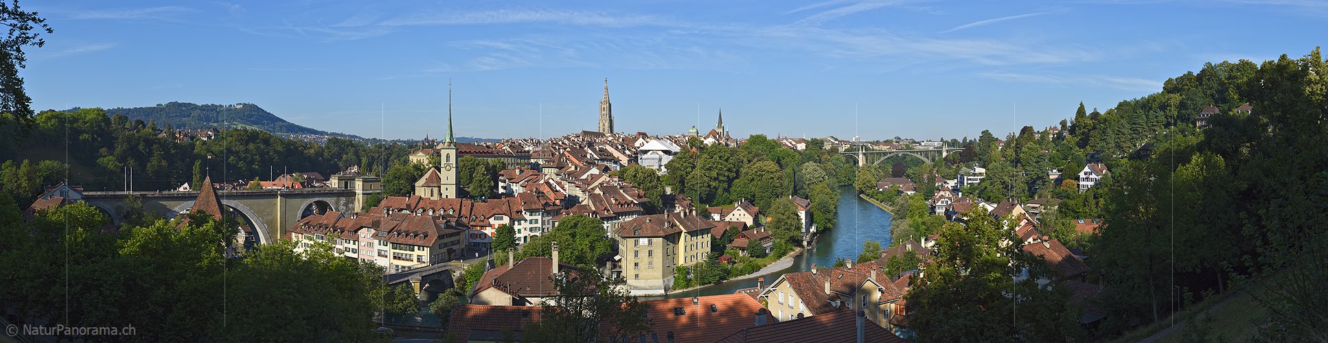 P021839b: Grosses Panoramafoto der Berner Altstadt von Osten