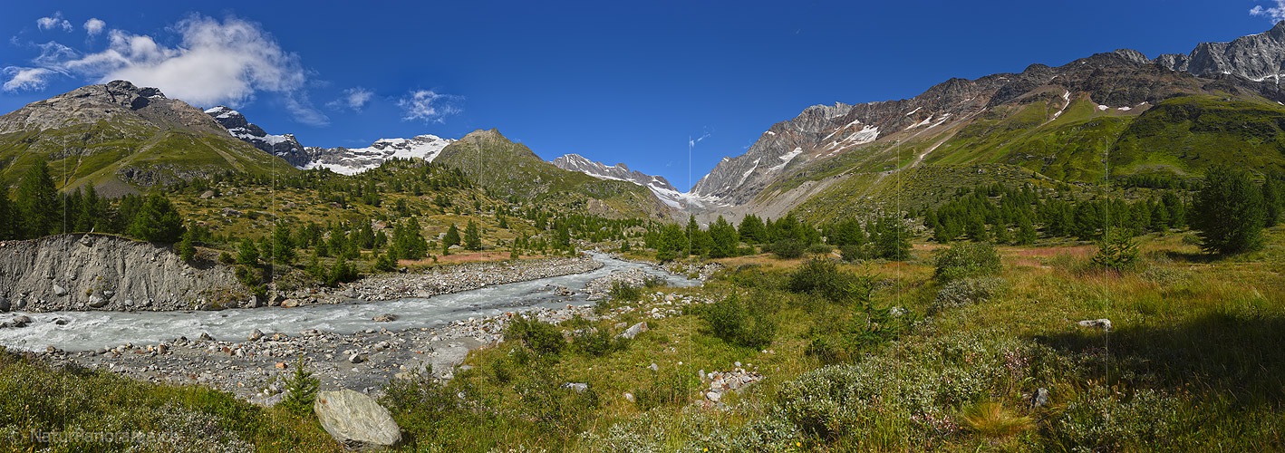 P018453: Large mountain panorama from the Lötschental (Switzerland)
