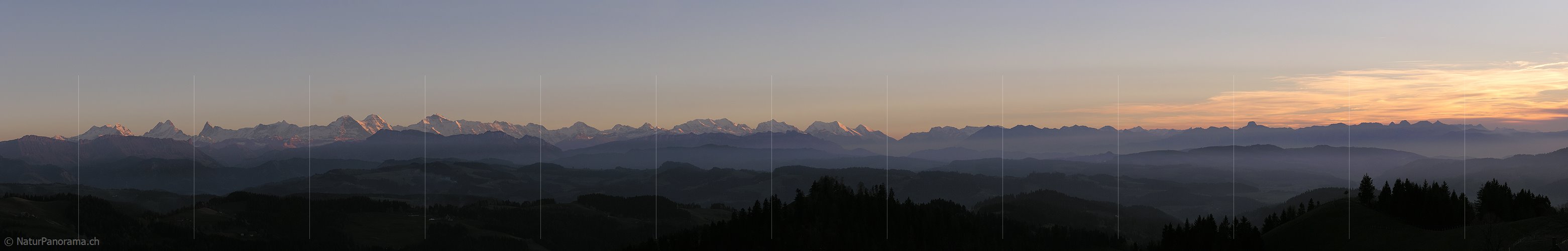 P000594: Panoramafoto Berner Alpen