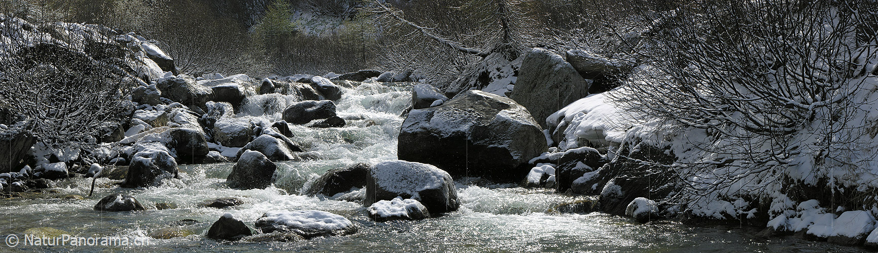 P001035: Panoramafoto Bergbach Binna