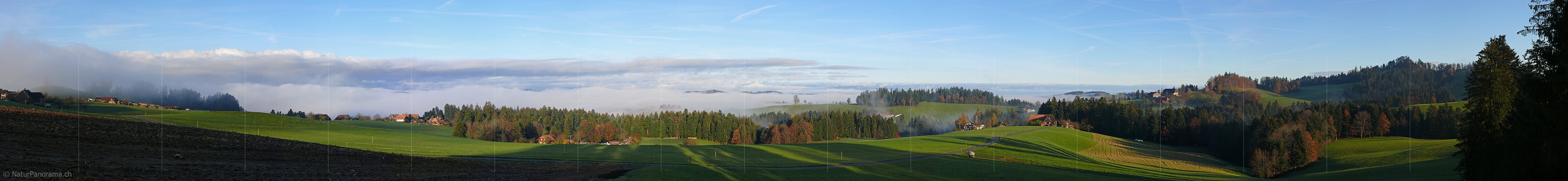 P001679: Panorama Herbstliche Morgenstimmung über dem Emmental
