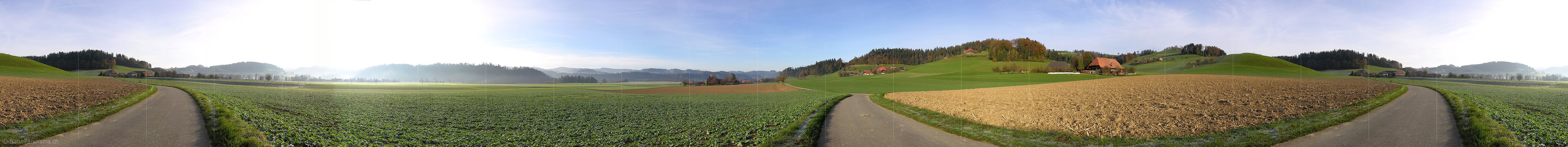 P001703: Panoramabild Herbstmorgen mit Bodenfrost im Emmental
