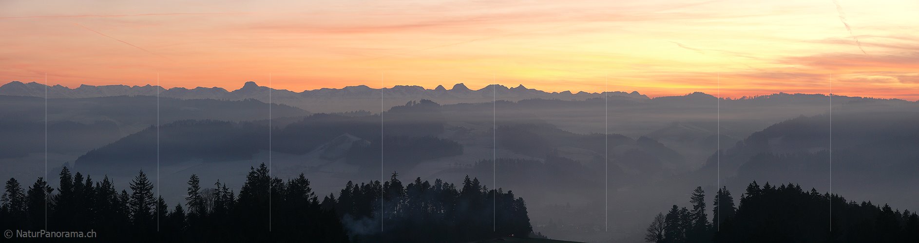 P001760: Panoramafoto Abendstimmung über dem Emmental