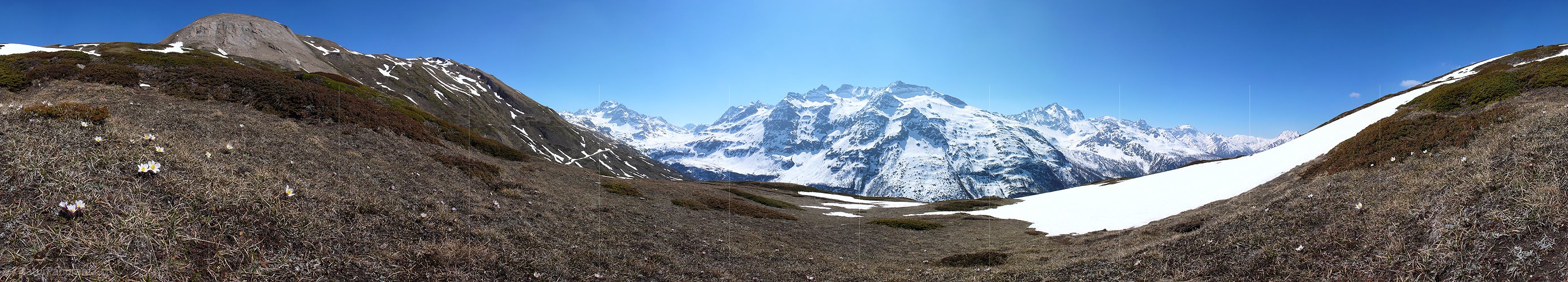 P002091: Panoramafoto Frühlingstag in den Bergen