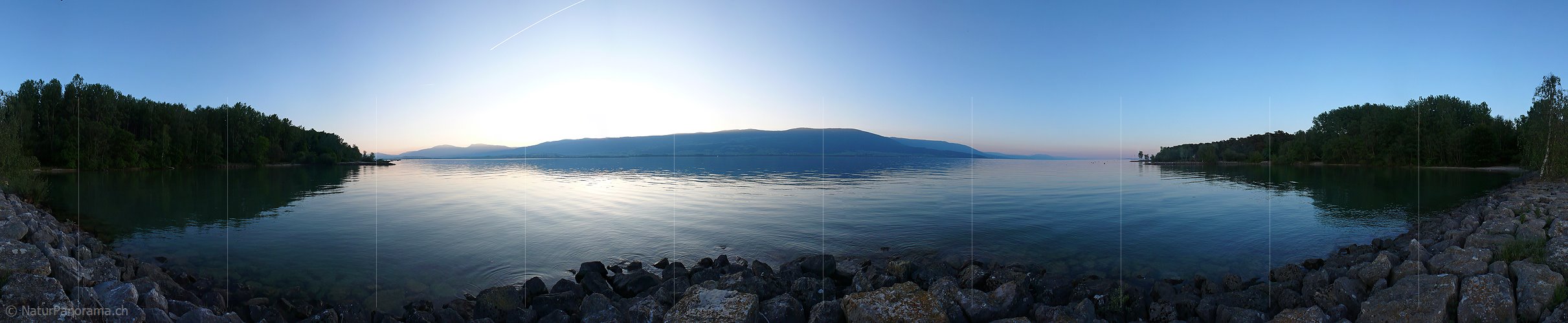 P002230: Panoramabild Neuenburgersee